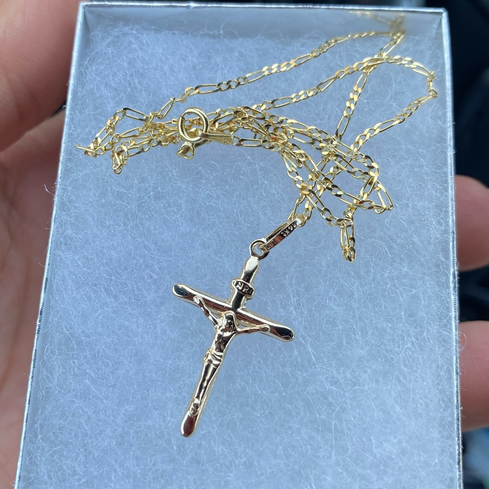 14k Yellow Gold Crucifix Cross Pendant 16" inches Figaro - Picture 3 of 14